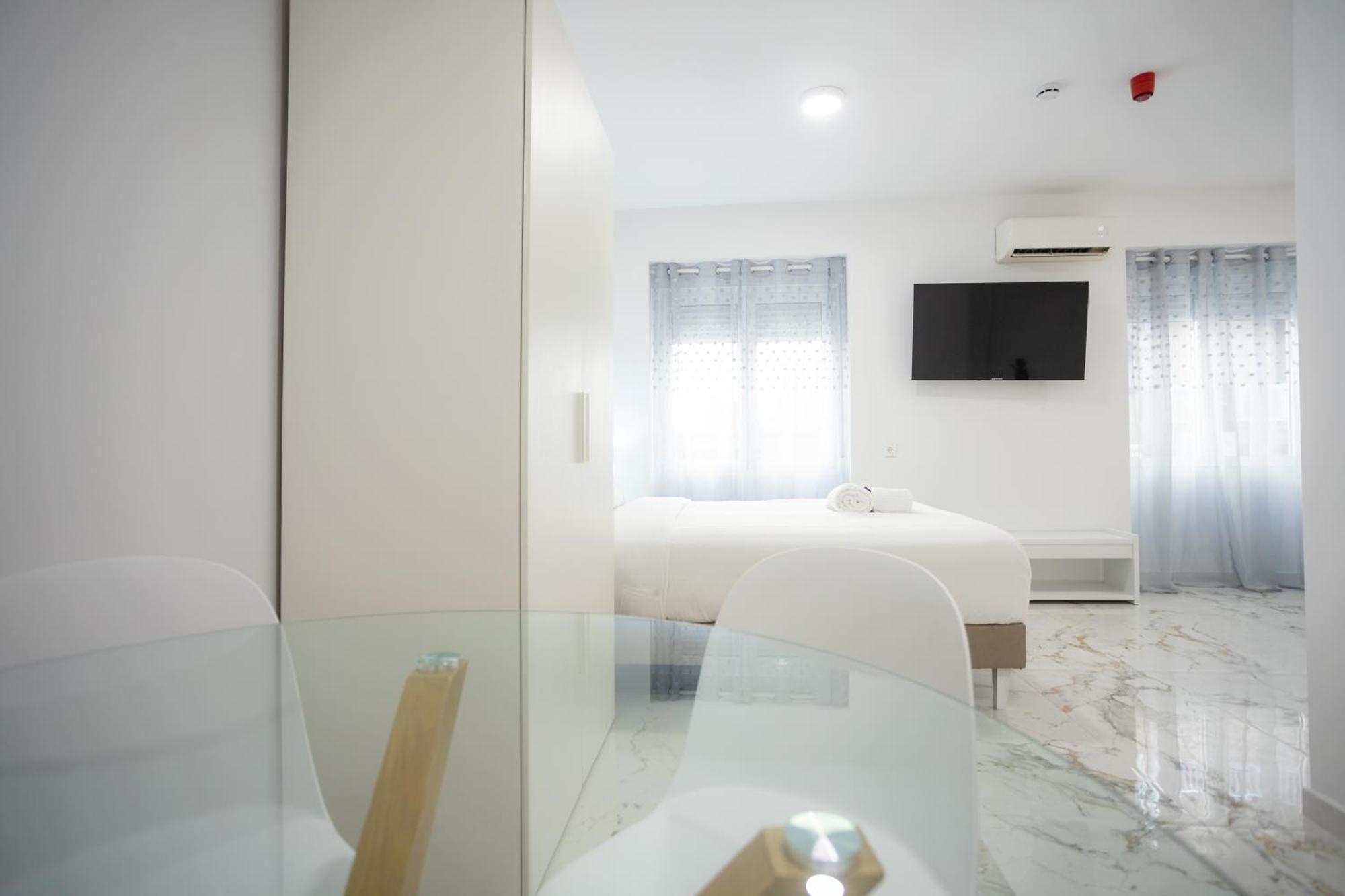 L&G Apartments Bahia Suite Аликанте Экстерьер фото