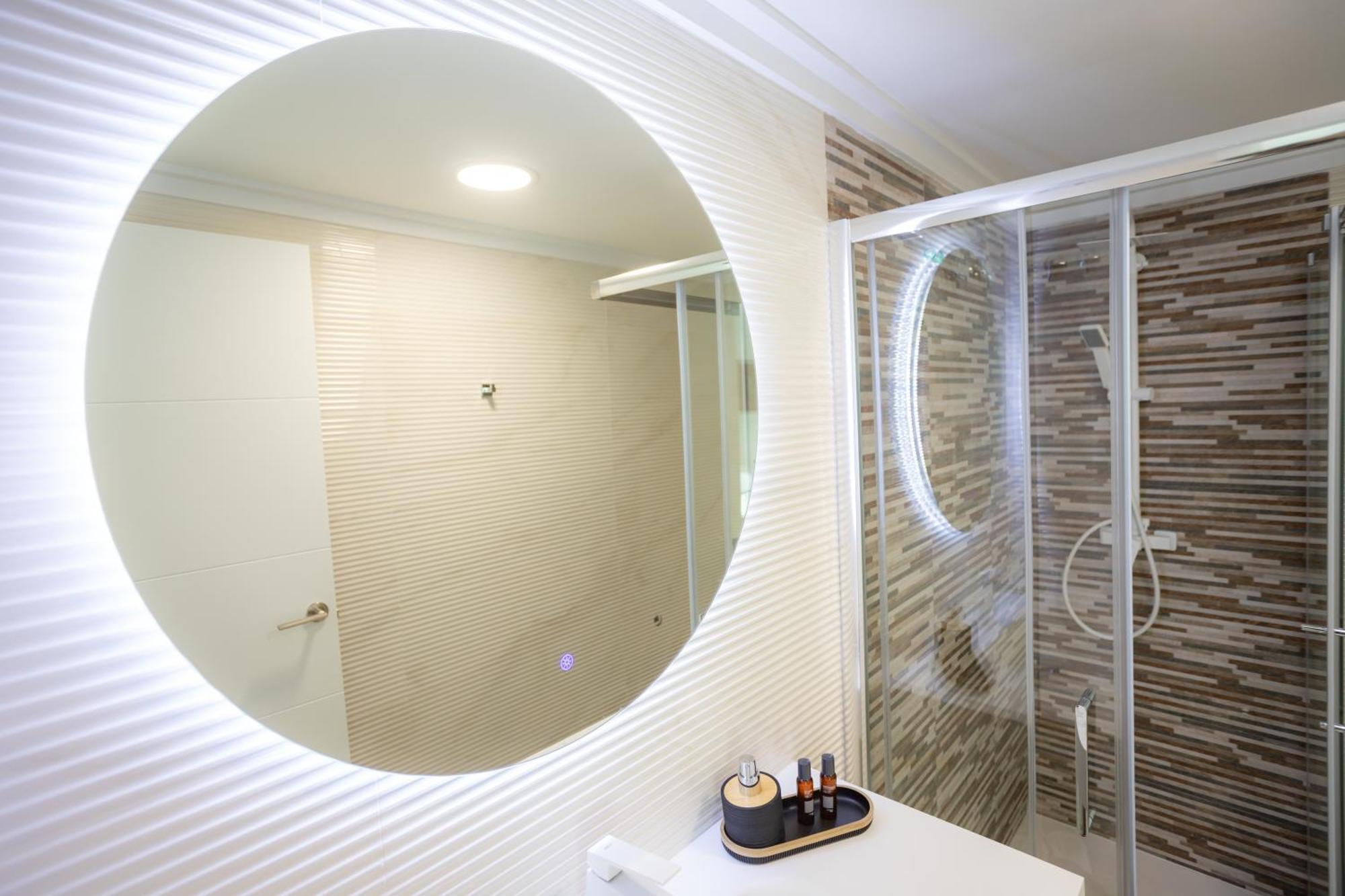 L&G Apartments Bahia Suite Аликанте Экстерьер фото