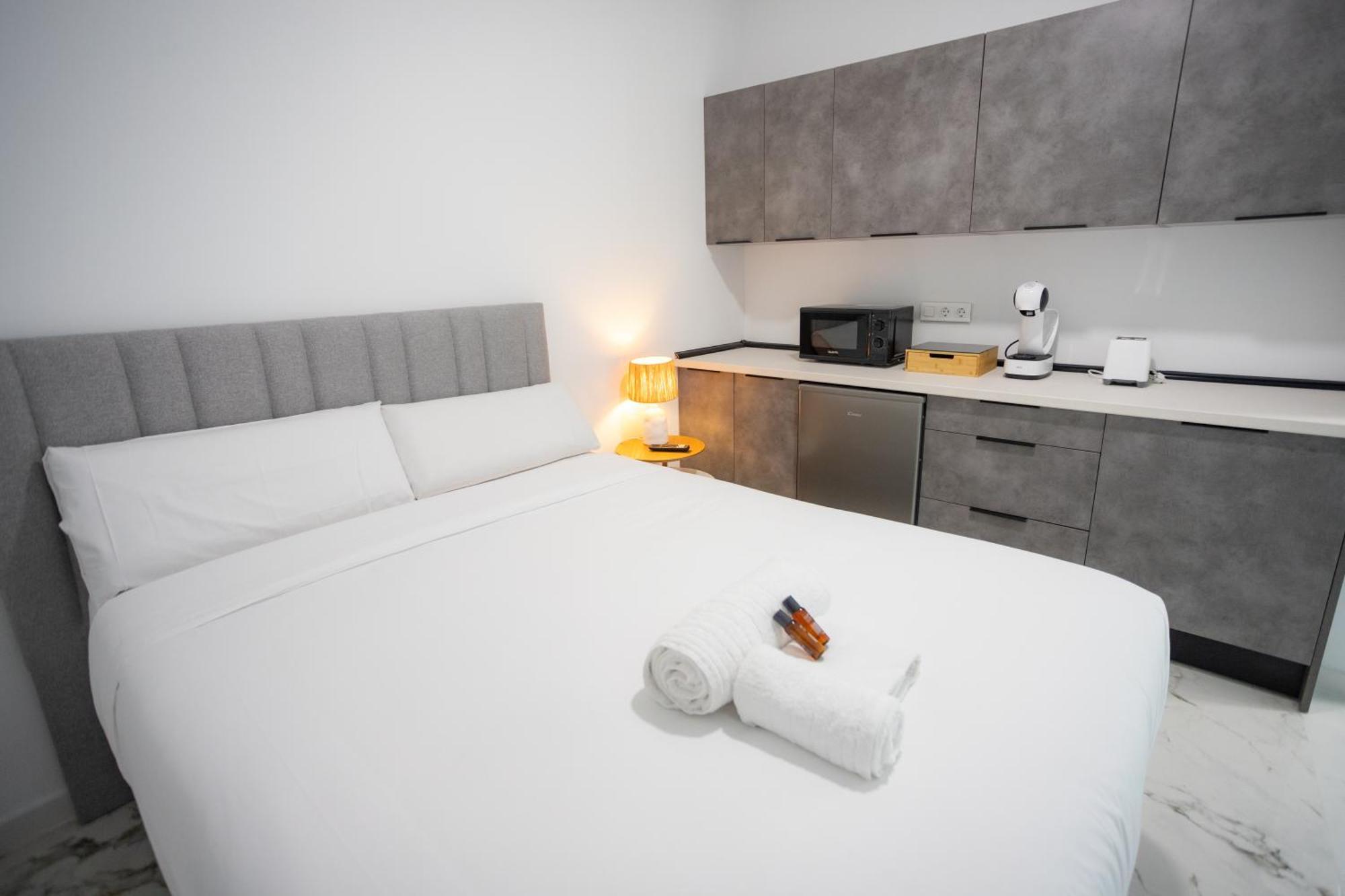 L&G Apartments Bahia Suite Аликанте Экстерьер фото