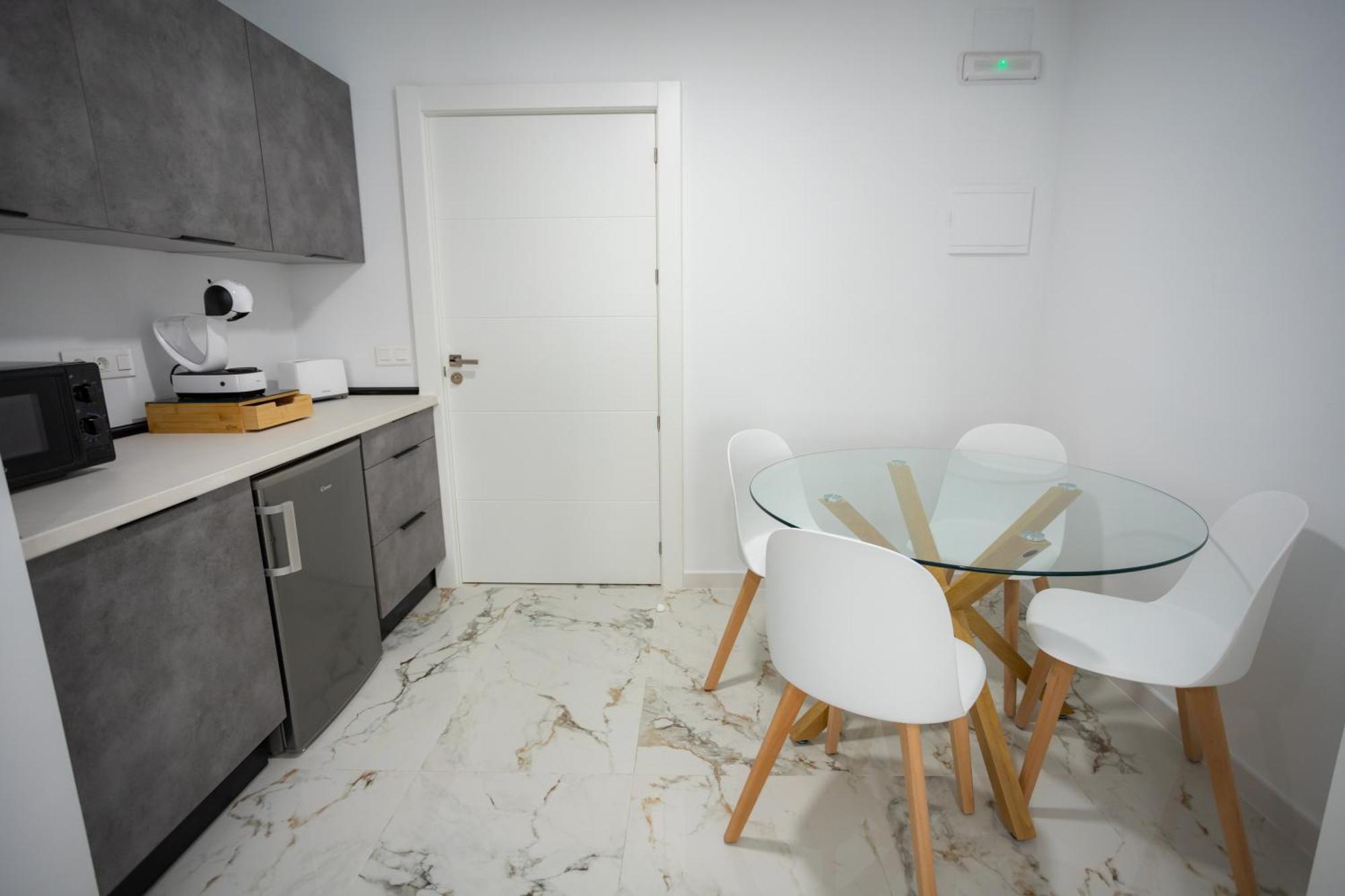 L&G Apartments Bahia Suite Аликанте Экстерьер фото