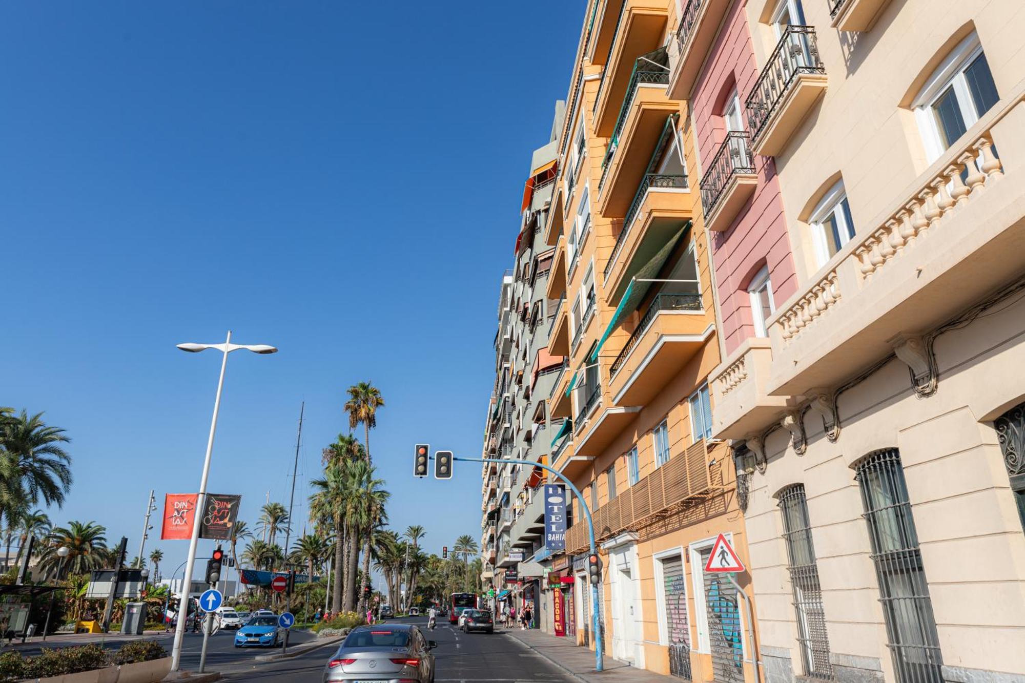 L&G Apartments Bahia Suite Аликанте Экстерьер фото