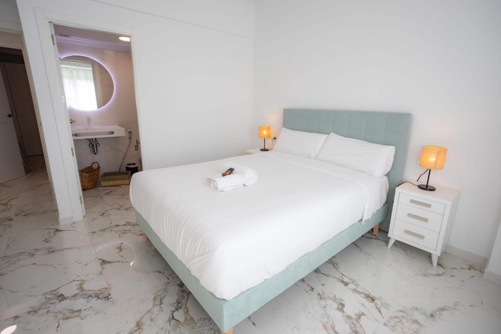 L&G Apartments Bahia Suite Аликанте Экстерьер фото
