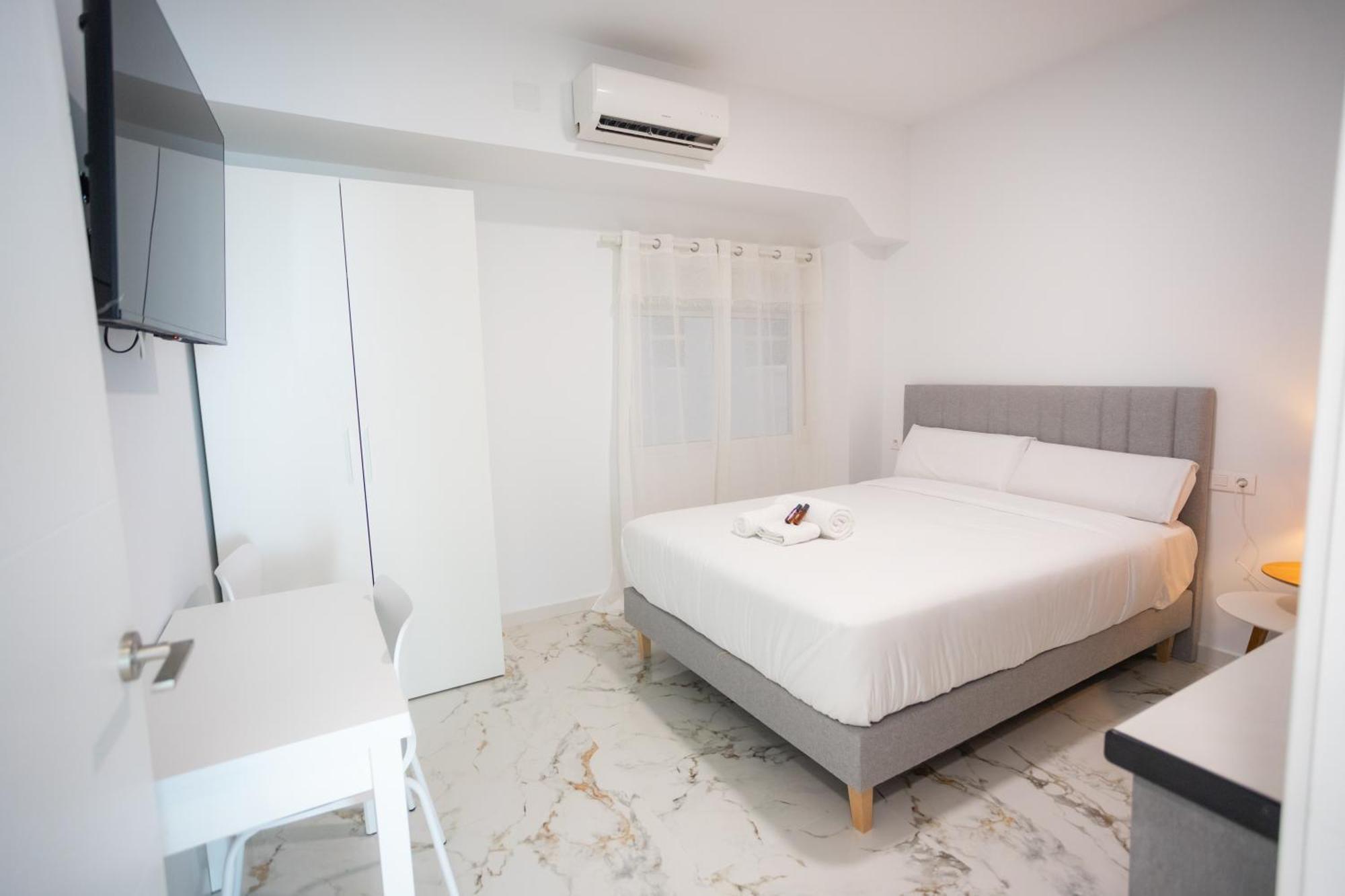L&G Apartments Bahia Suite Аликанте Экстерьер фото