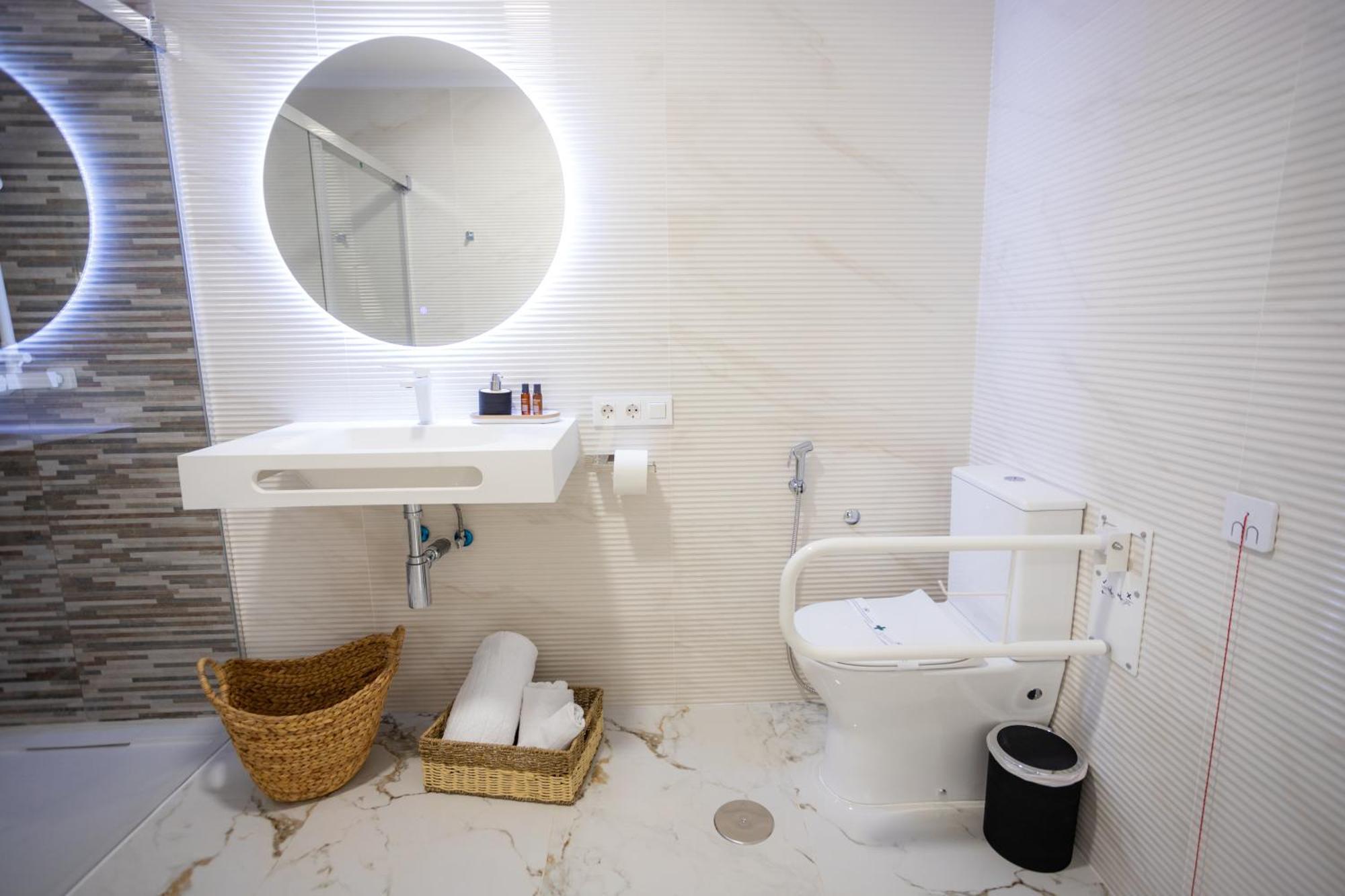 L&G Apartments Bahia Suite Аликанте Экстерьер фото