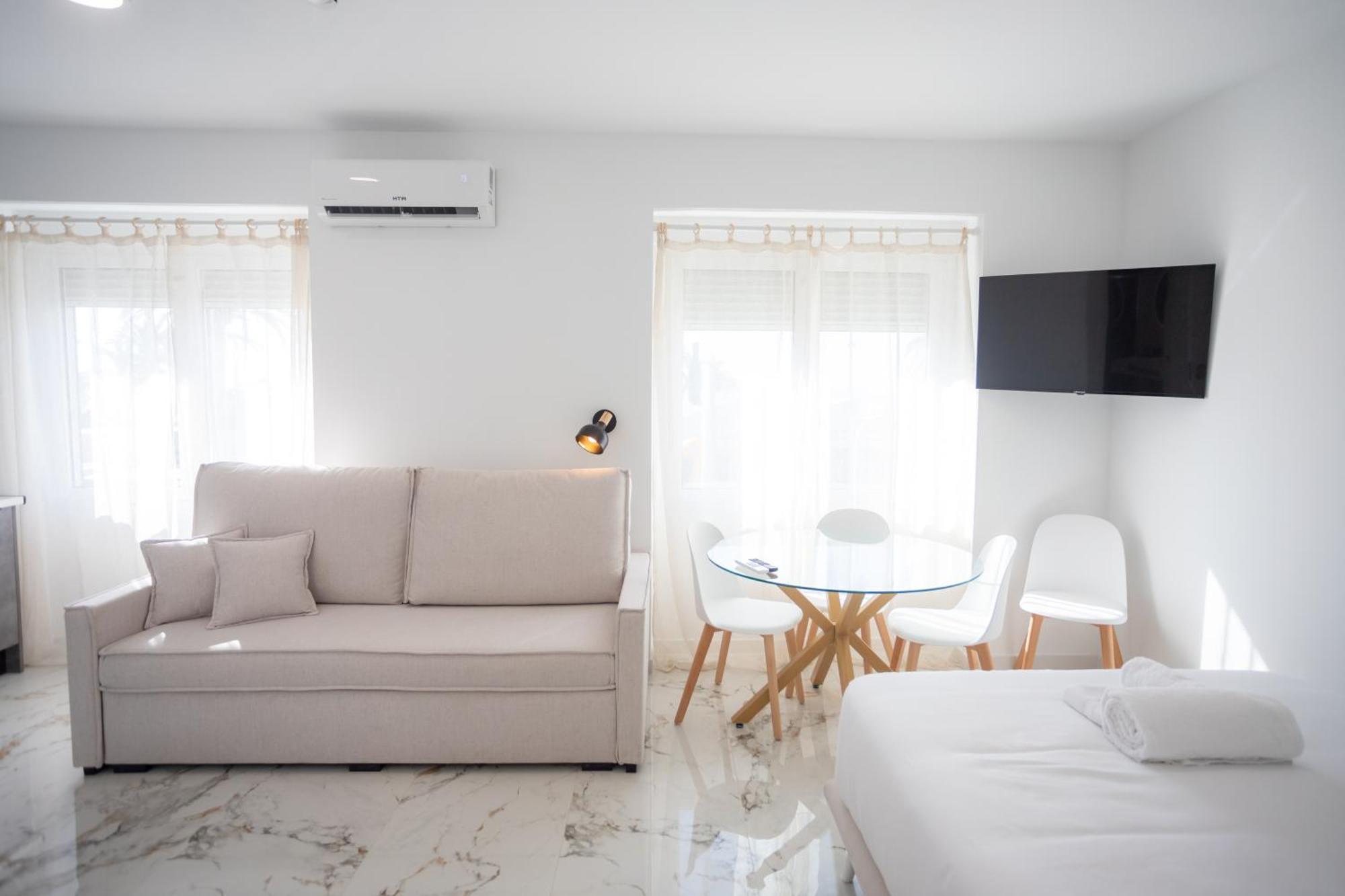 L&G Apartments Bahia Suite Аликанте Экстерьер фото